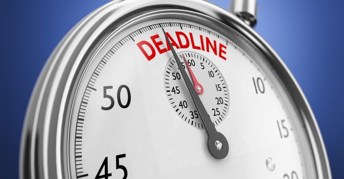 The word deadline on a stopwatch